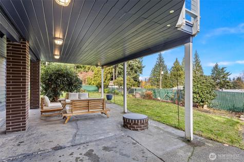 8421 Cascadia Avenue Everett WA 98208