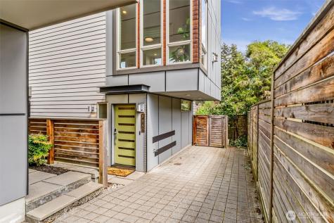 8840 Interlake Avenue N Seattle WA 98103