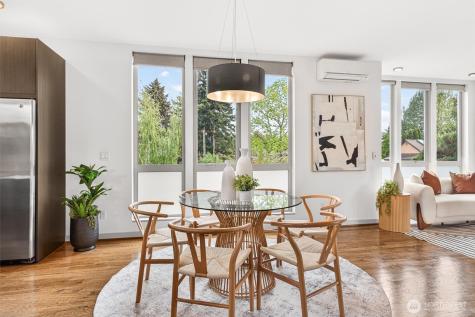 8840 Interlake Avenue N Seattle WA 98103