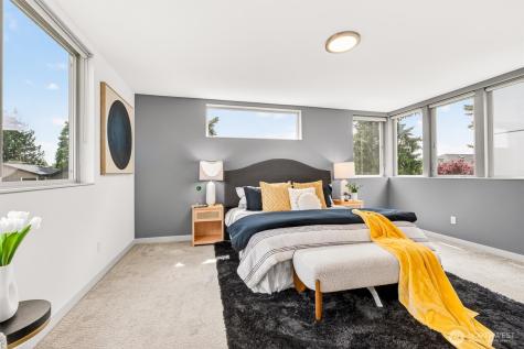 8840 Interlake Avenue N Seattle WA 98103