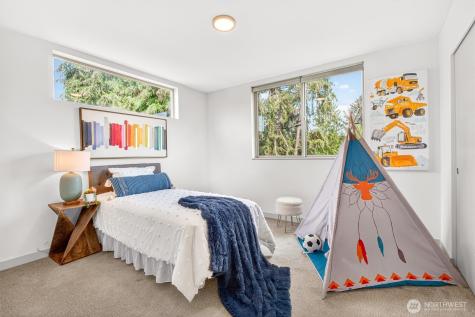 8840 Interlake Avenue N Seattle WA 98103