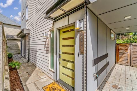 8840 Interlake Avenue N Seattle WA 98103