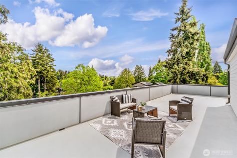 8840 Interlake Avenue N Seattle WA 98103