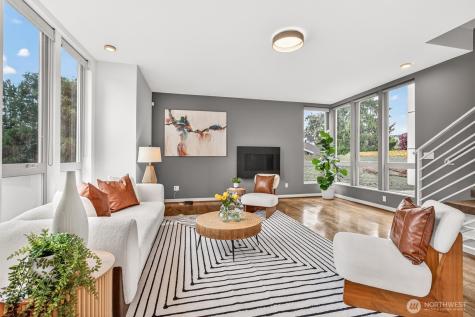 8840 Interlake Avenue N Seattle WA 98103