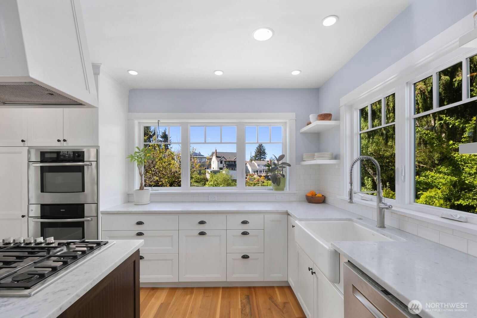 1729 41st Avenue SW Seattle WA 98116