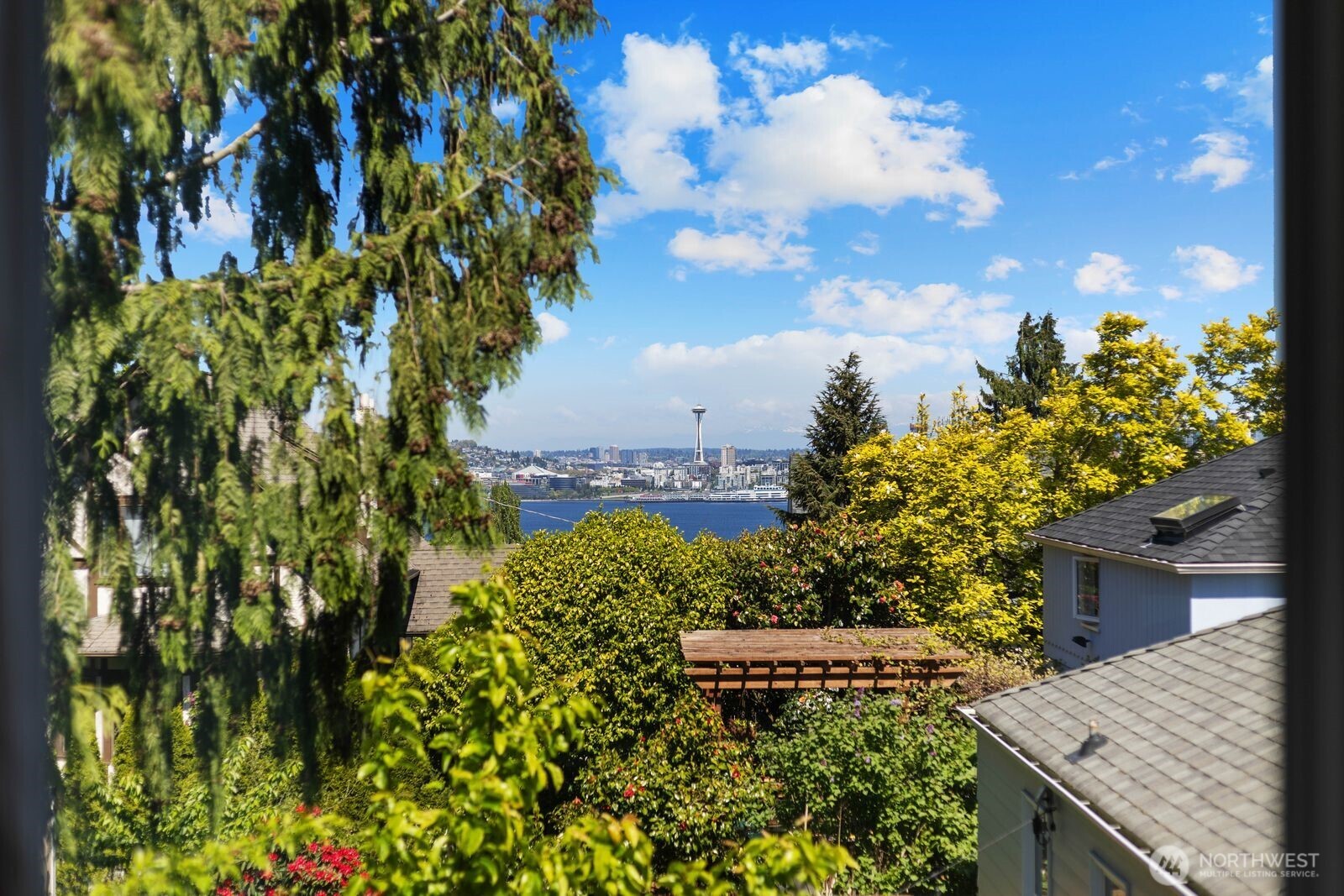 1729 41st Avenue SW Seattle WA 98116