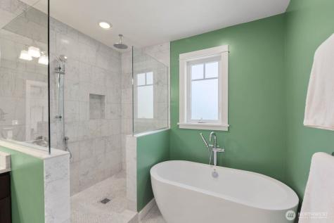 1729 41st Avenue SW Seattle WA 98116