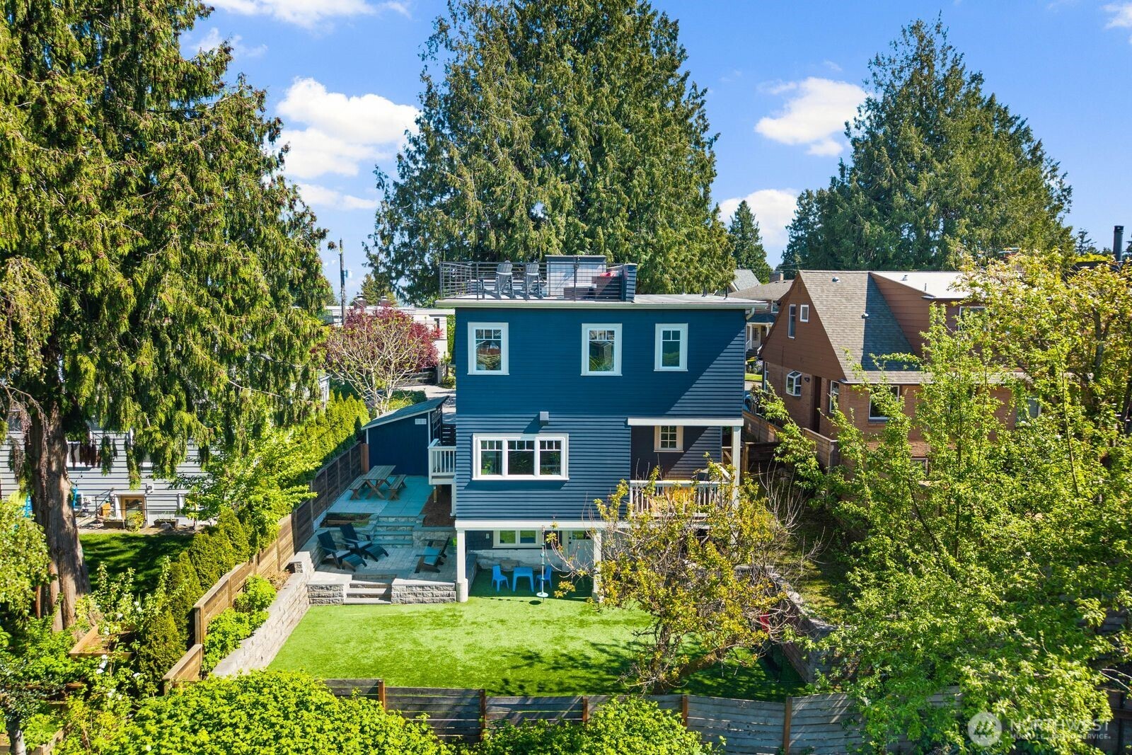 1729 41st Avenue SW Seattle WA 98116
