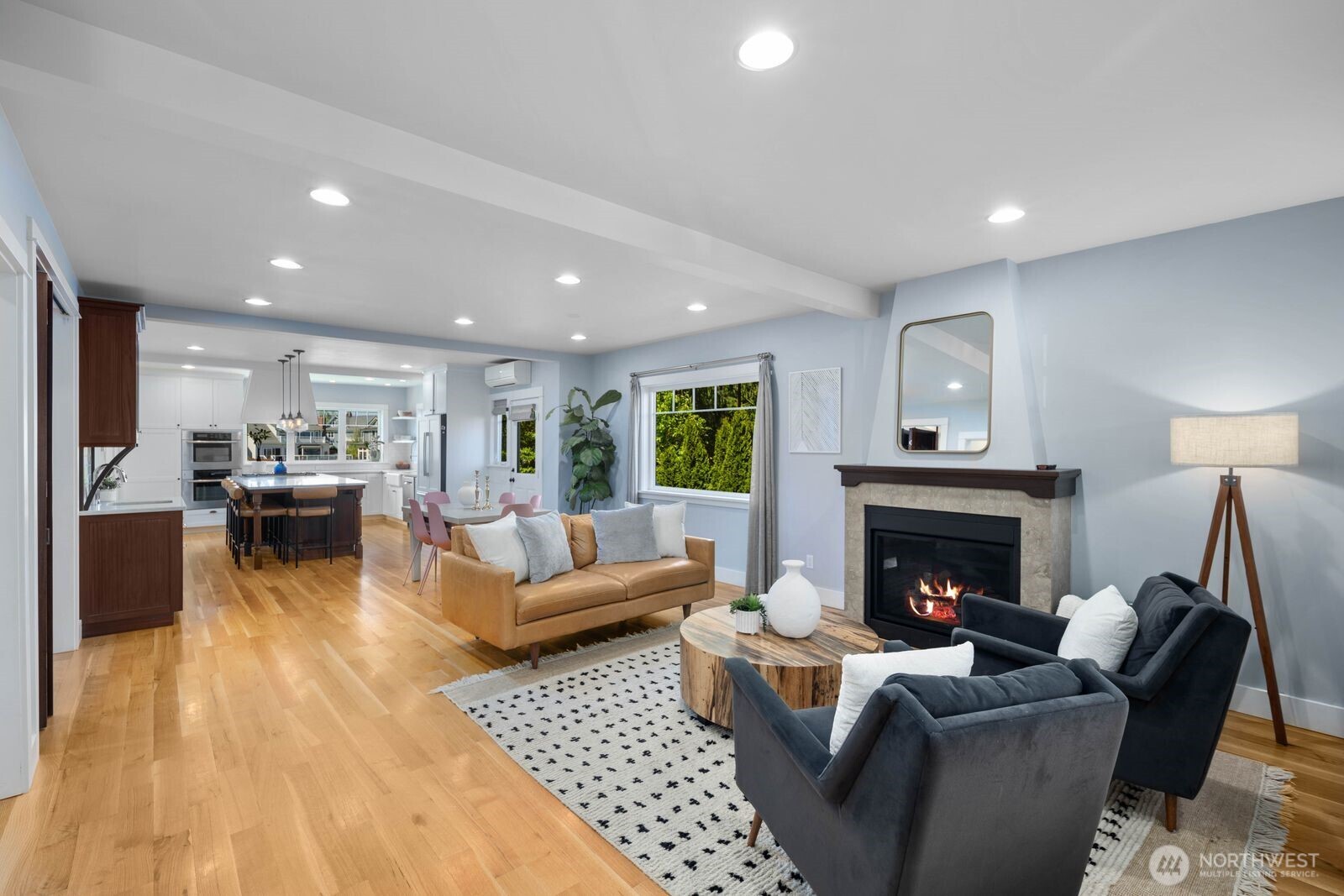 1729 41st Avenue SW Seattle WA 98116