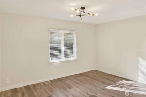 2424 S 130th Place Seatac WA 98168
