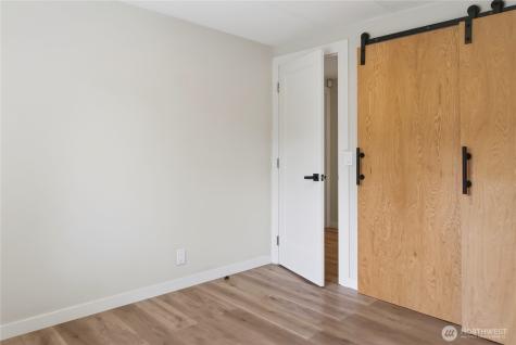 2424 S 130th Place Seatac WA 98168