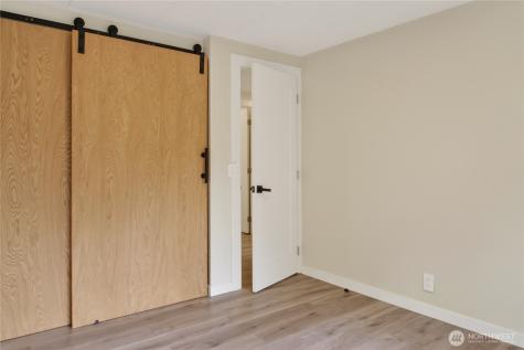 2424 S 130th Place Seatac WA 98168