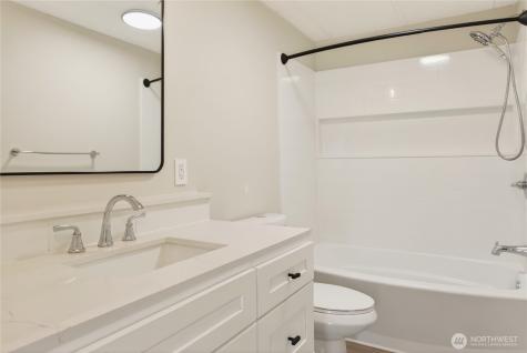 2424 S 130th Place Seatac WA 98168