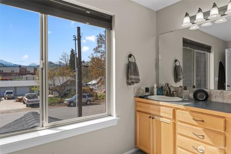 307 Chapel Street Cashmere WA 98815