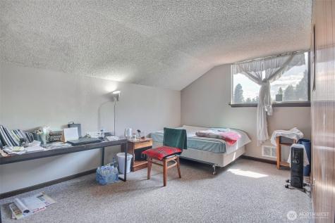 9402 48th Avenue E Tacoma WA 98446