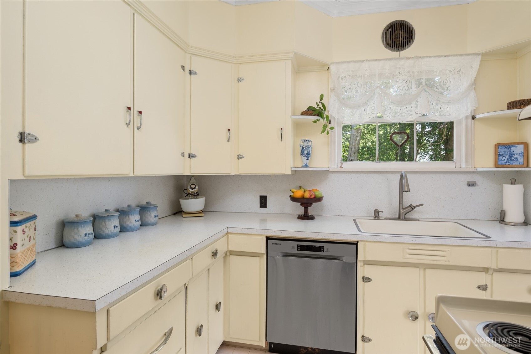 2750 Torpedo Road Oak Harbor WA 98277