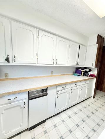 522 Golden Street Oroville WA 98844
