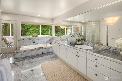 2609 Evergreen Point Road Medina WA 98039