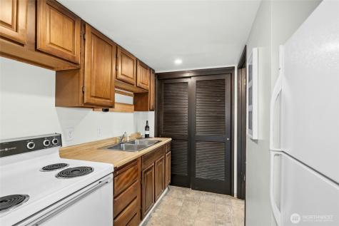 8310 NE 122nd Place Kirkland WA 98034