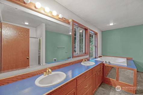 16820 Three Lakes Road Snohomish WA 98290