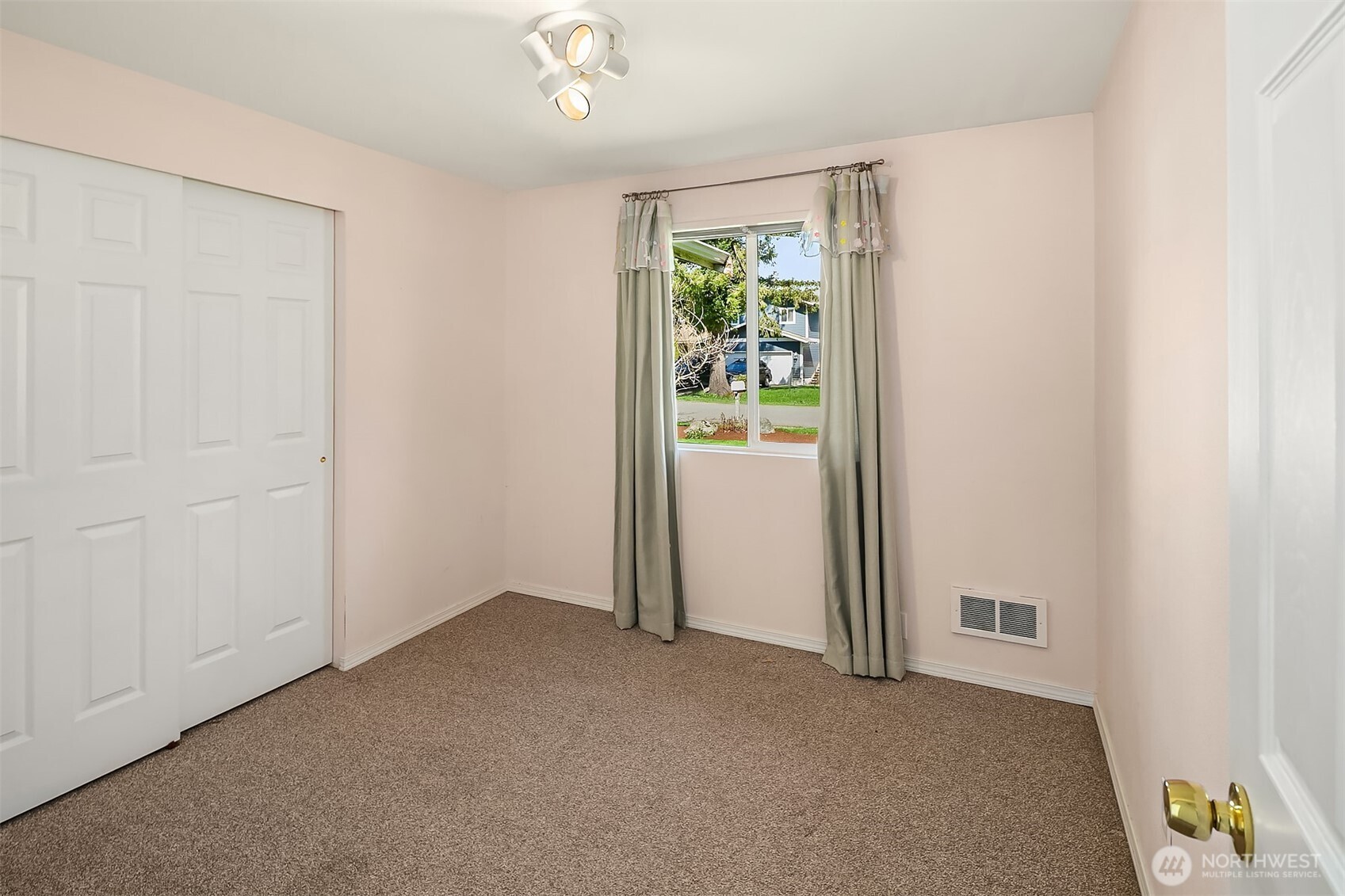 12319 415 Avenue SE North Bend WA 98045