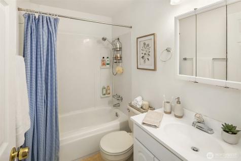 12319 415 Avenue SE North Bend WA 98045