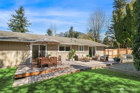 12319 415 Avenue SE North Bend WA 98045