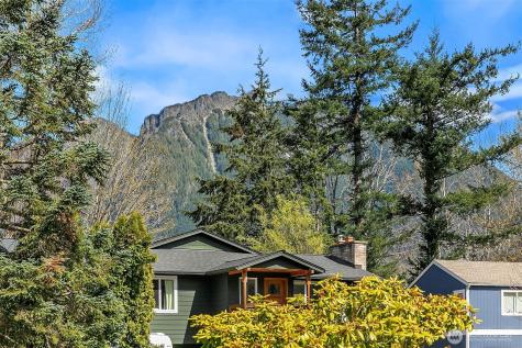 12319 415 Avenue SE North Bend WA 98045