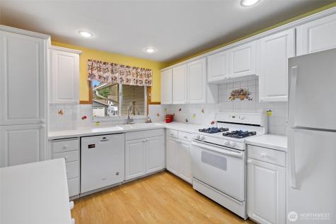 11626 111th Avenue NE Kirkland WA 98034