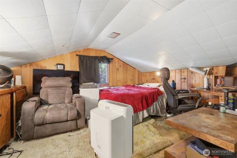 1305 N 171st Street Shoreline WA 98133