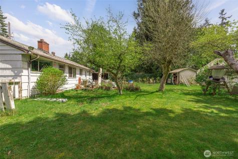 1305 N 171st Street Shoreline WA 98133