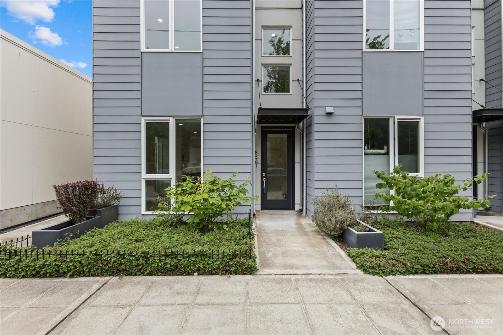 8561 Mary Avenue NW Seattle WA 98117