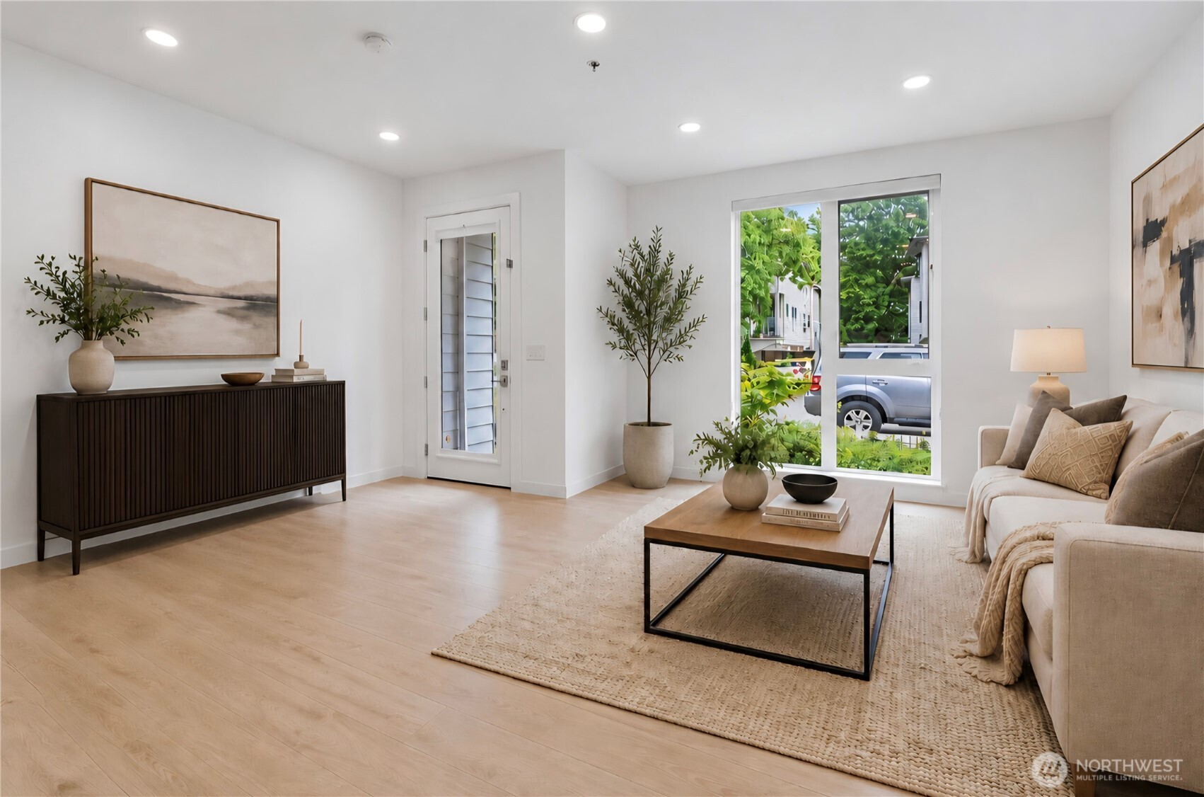 8561 Mary Avenue NW Seattle WA 98117