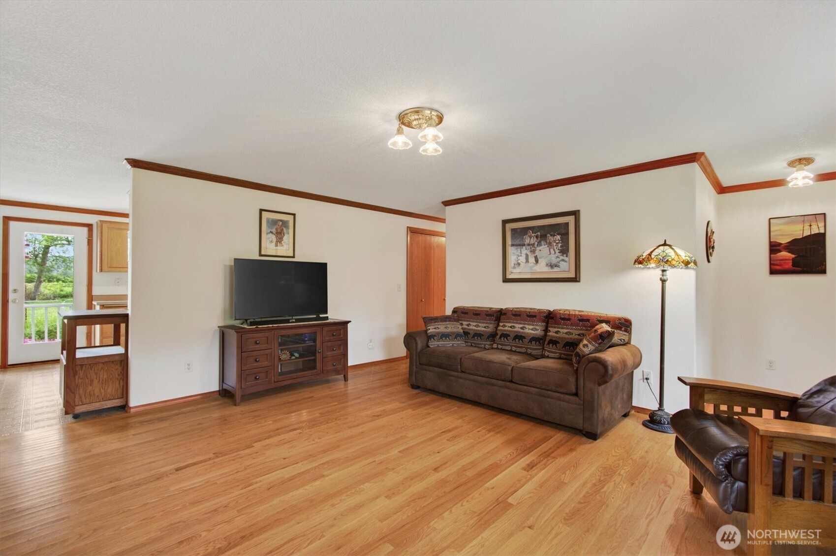 218 W Sunny Sands Road Cathlamet WA 98612