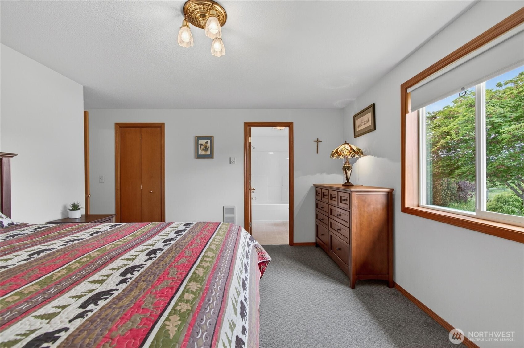 218 W Sunny Sands Road Cathlamet WA 98612