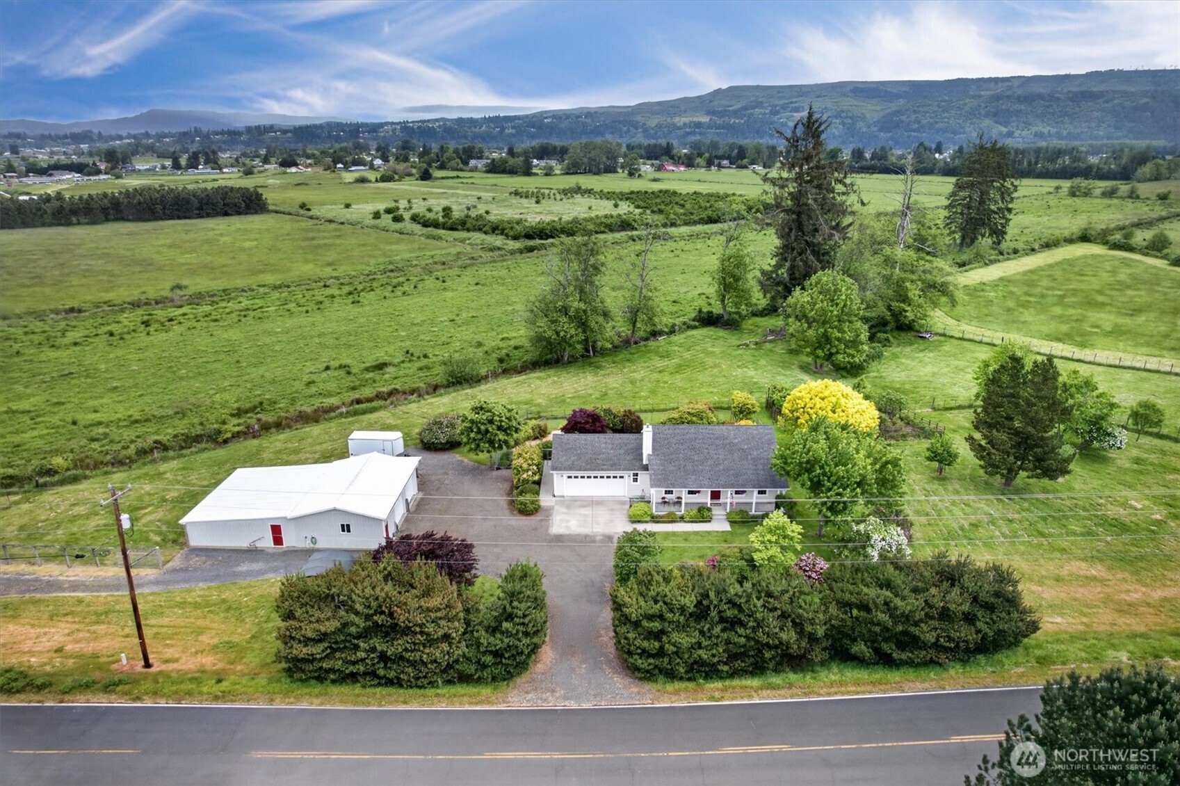 218 W Sunny Sands Road Cathlamet WA 98612