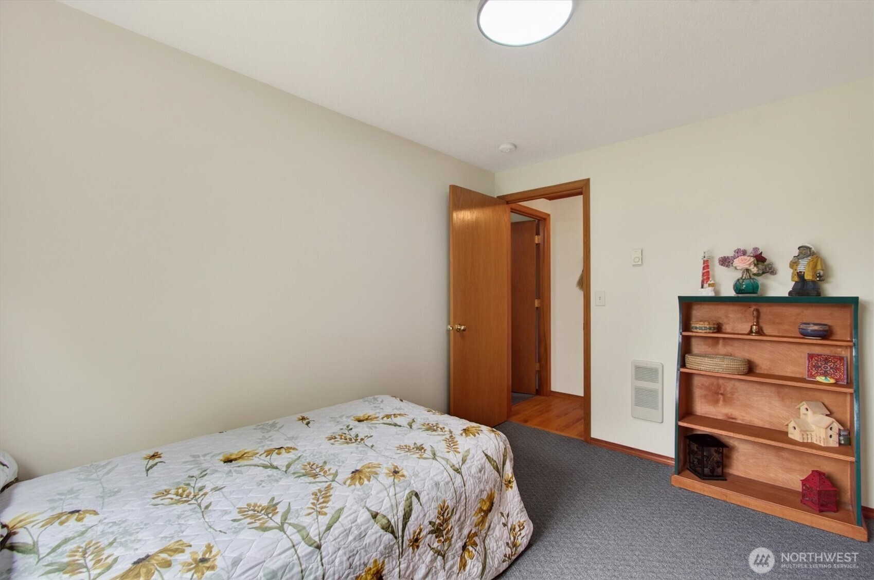 218 W Sunny Sands Road Cathlamet WA 98612