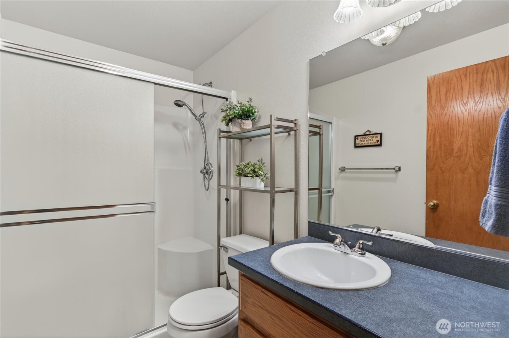 218 W Sunny Sands Road Cathlamet WA 98612