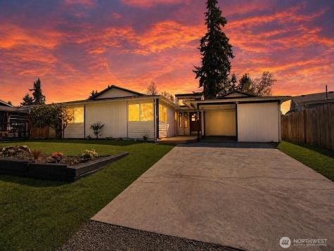 13329 58th Drive NE Marysville WA 98271