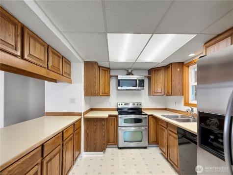 13329 58th Drive NE Marysville WA 98271