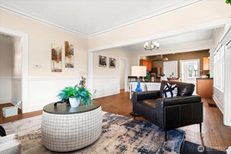 127 NE 58th Street Seattle WA 98105