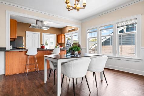 127 NE 58th Street Seattle WA 98105