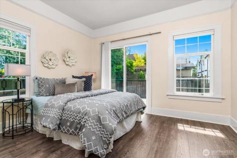 127 NE 58th Street Seattle WA 98105