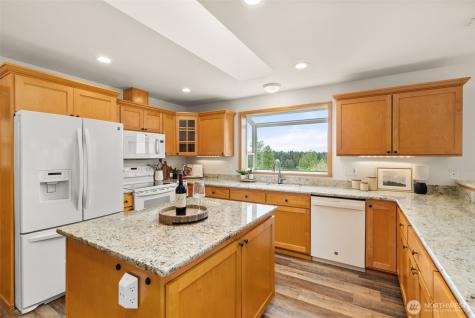 14307 68th Avenue E Puyallup WA 98373