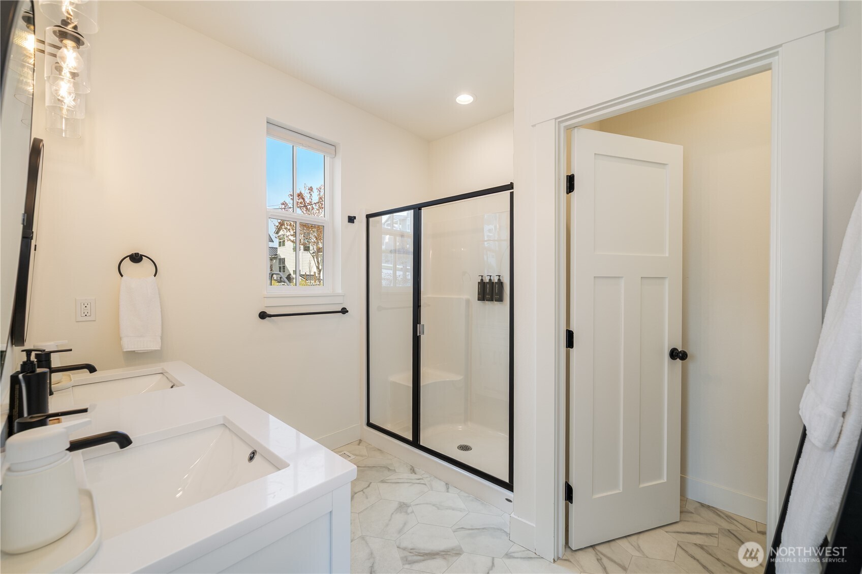 187 Bobcat Lane Chelan WA 98816