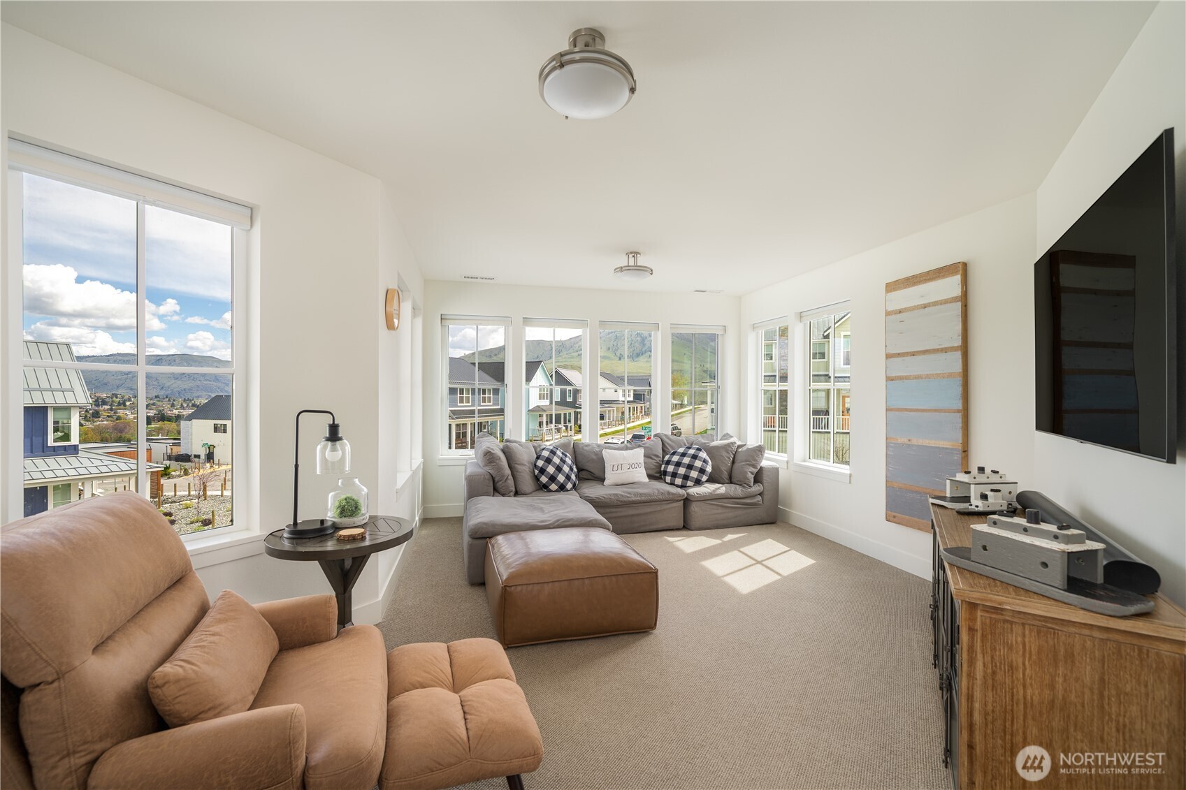 187 Bobcat Lane Chelan WA 98816