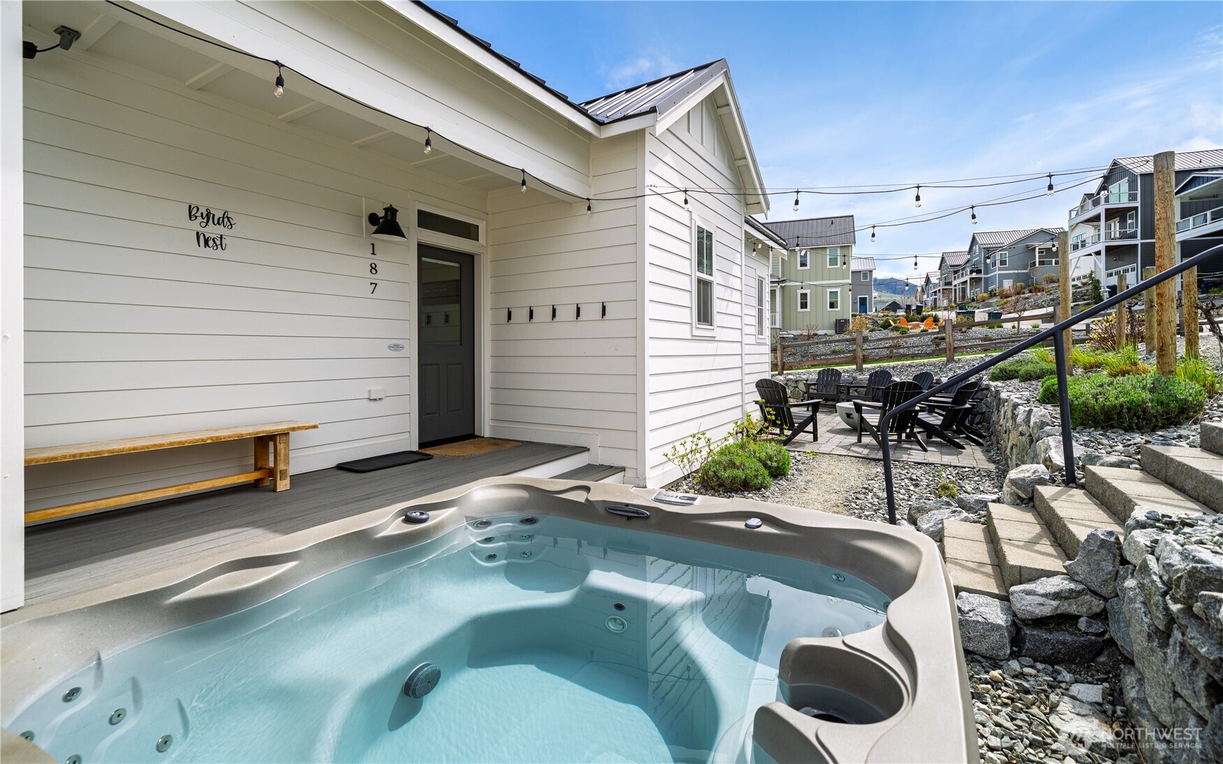 187 Bobcat Lane Chelan WA 98816