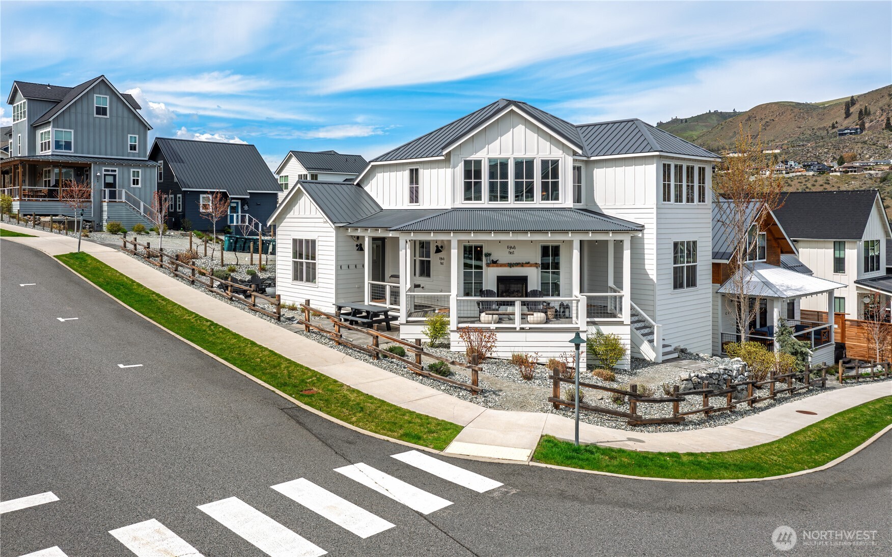 187 Bobcat Lane Chelan WA 98816