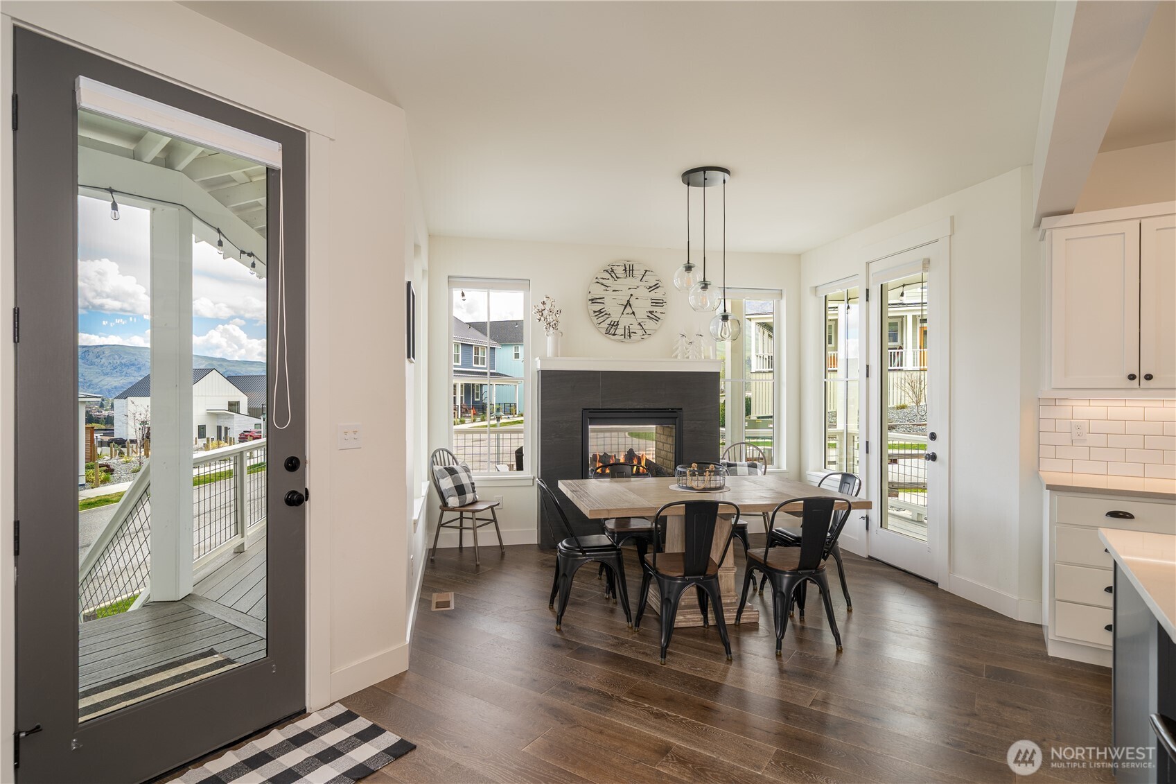 187 Bobcat Lane Chelan WA 98816