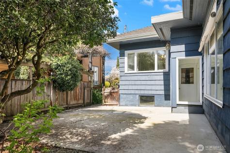 321 6th Avenue S Kirkland WA 98033
